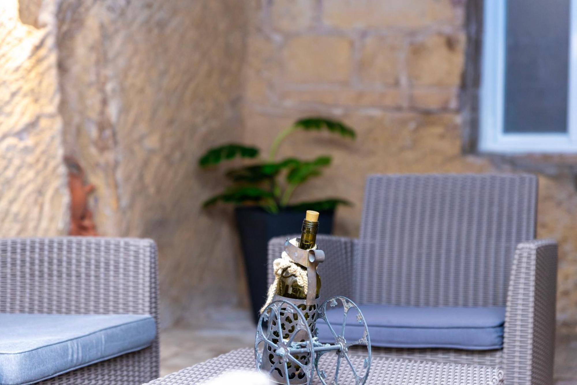 Great Siege Apartment Senglea Luaran gambar